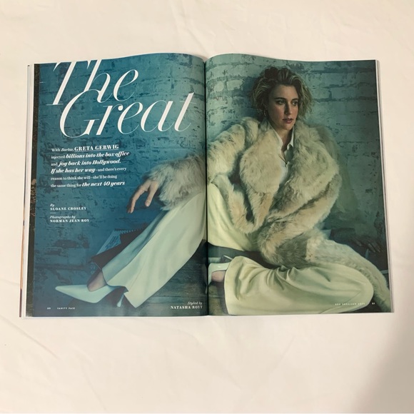 Vanity Fair Greta Gerwig “The Unstoppable” Issue December 2023/2024 Magazine - Picture 2 of 9